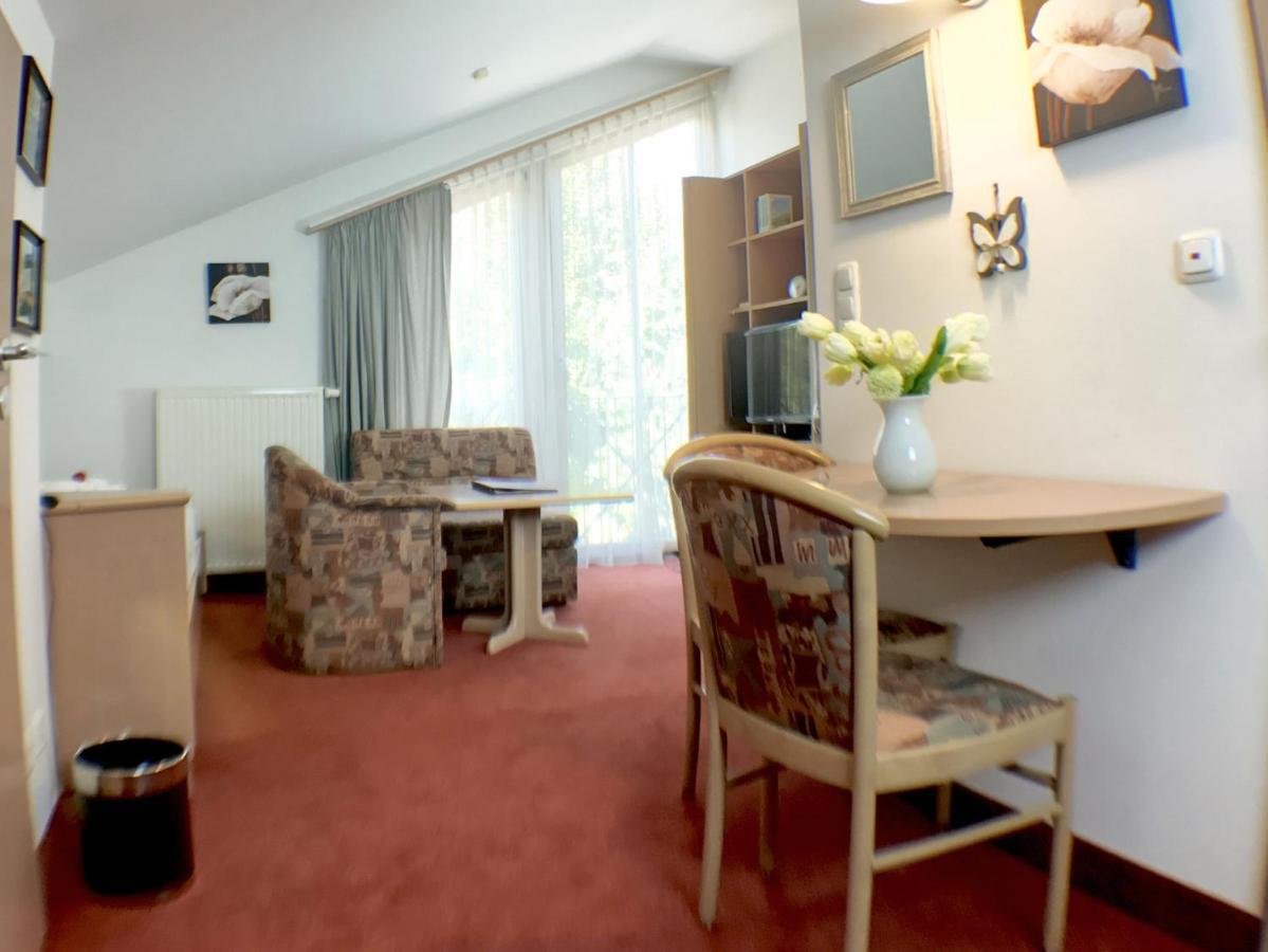 Appartement-Hotel Sibyllenbad Neualbenreuth Ngoại thất bức ảnh