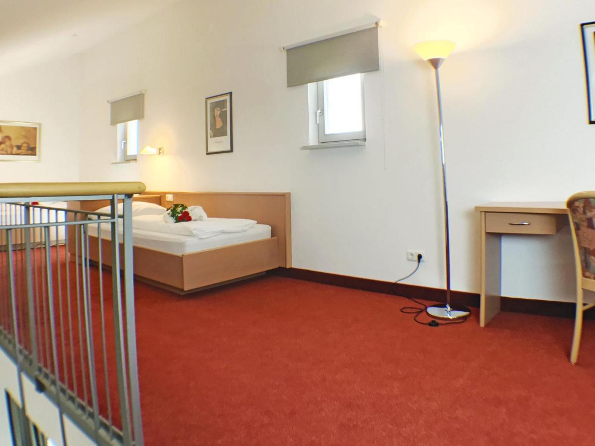 Appartement-Hotel Sibyllenbad Neualbenreuth Ngoại thất bức ảnh